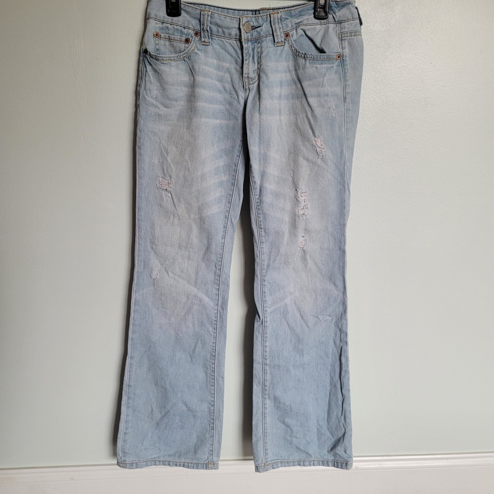 AE Favorite Boyfriend Womens Light Wash Distressed Flare Jeans Size 4 Low Rise